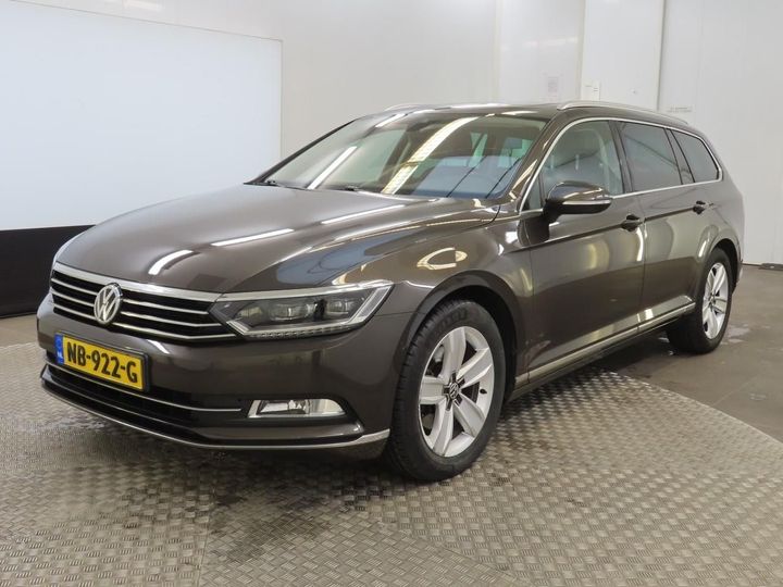 Photo 1 VIN: WVWZZZ3CZHE111240 - VOLKSWAGEN PASSAT 