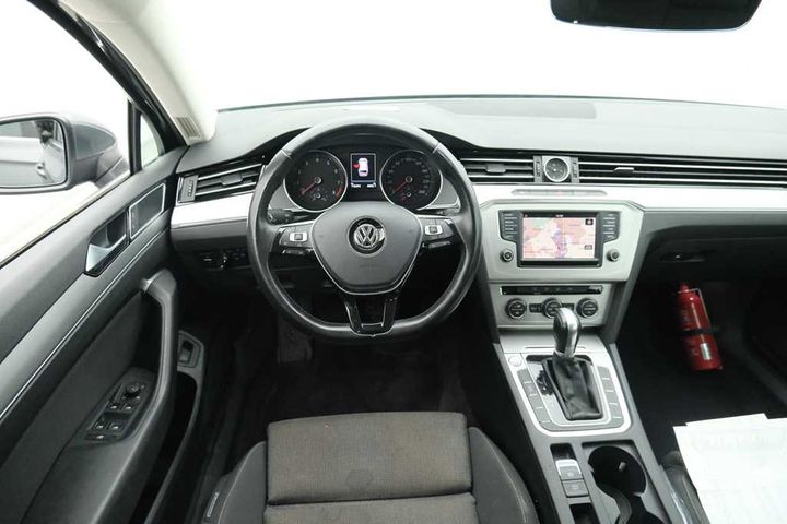 Photo 9 VIN: WVWZZZ3CZHE111750 - VOLKSWAGEN PASSAT 