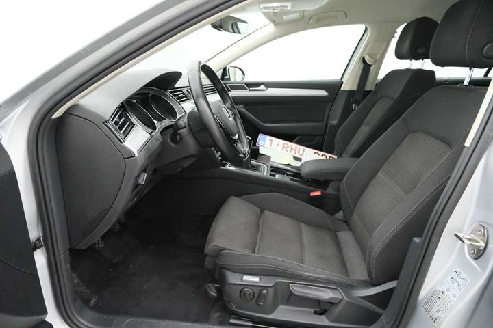 Photo 3 VIN: WVWZZZ3CZHE112649 - VOLKSWAGEN PASSAT 