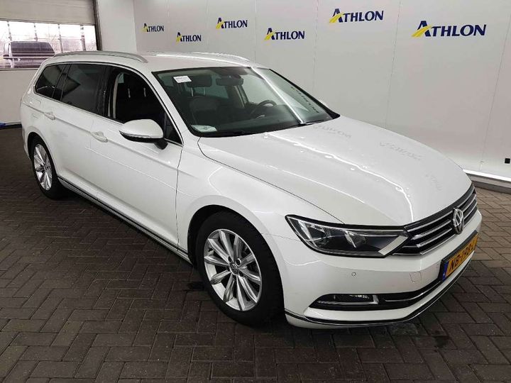 Photo 2 VIN: WVWZZZ3CZHE113290 - VOLKSWAGEN PASSAT 