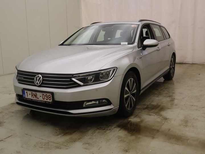 Photo 1 VIN: WVWZZZ3CZHE113976 - VOLKSWAGEN PASSAT 