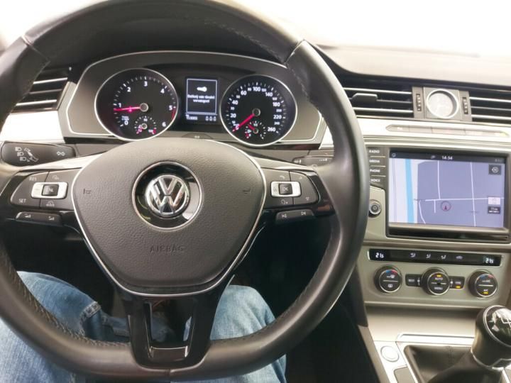 Photo 10 VIN: WVWZZZ3CZHE115144 - VOLKSWAGEN PASSAT 