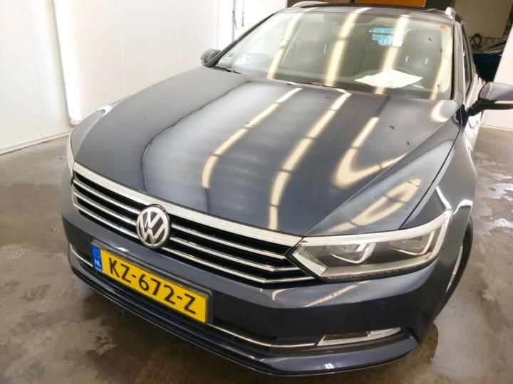 Photo 5 VIN: WVWZZZ3CZHE115144 - VOLKSWAGEN PASSAT 