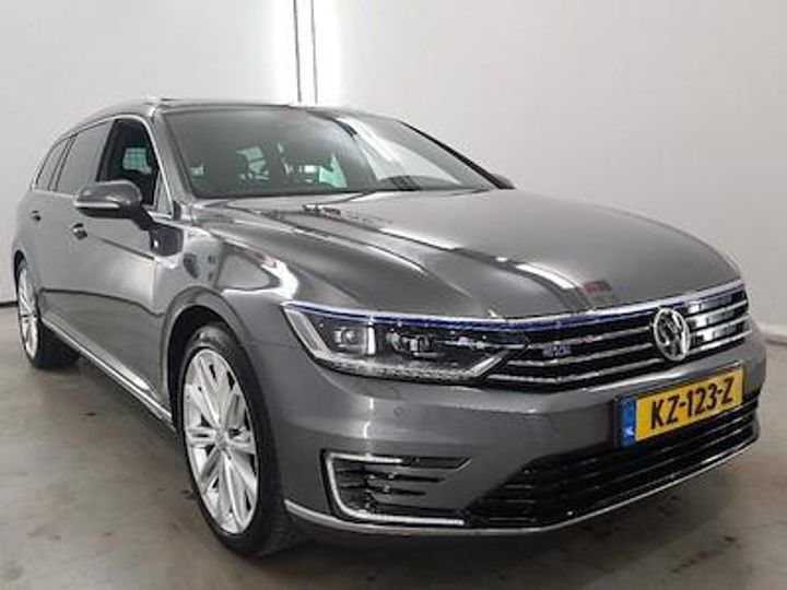 Photo 4 VIN: WVWZZZ3CZHE116858 - VOLKSWAGEN PASSAT 