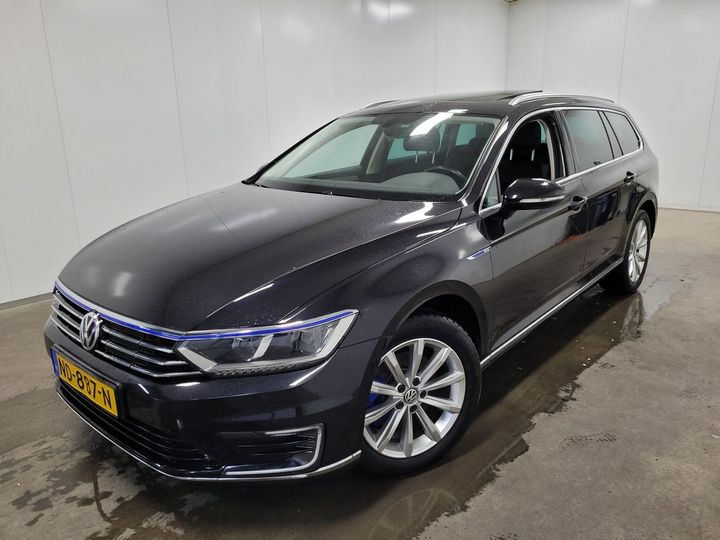 Photo 1 VIN: WVWZZZ3CZHE117294 - VOLKSWAGEN PASSAT 