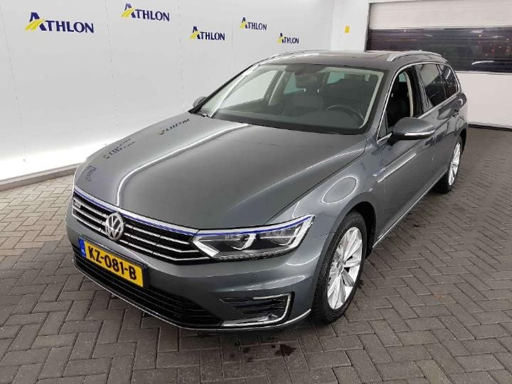 Photo 1 VIN: WVWZZZ3CZHE118595 - VOLKSWAGEN PASSAT 