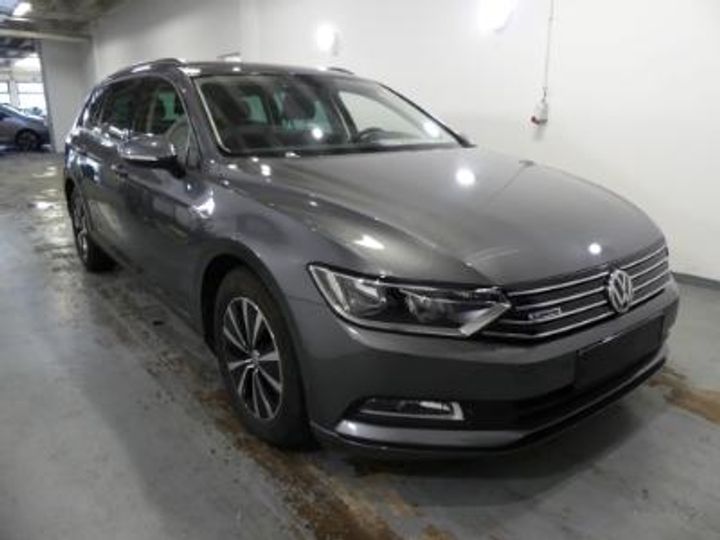 Photo 2 VIN: WVWZZZ3CZHE122711 - VOLKSWAGEN PASSAT 