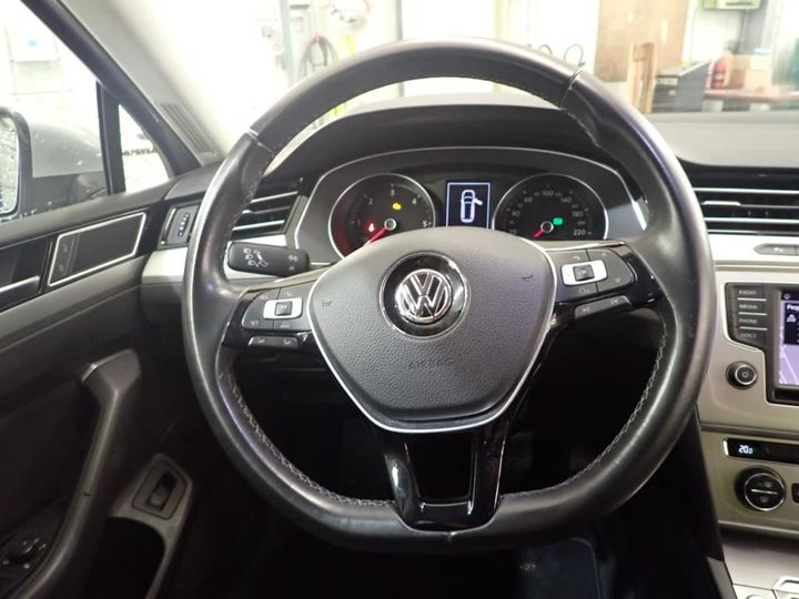 Photo 10 VIN: WVWZZZ3CZHE125608 - VOLKSWAGEN PASSAT 