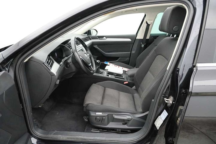 Photo 3 VIN: WVWZZZ3CZHE125850 - VOLKSWAGEN PASSAT 