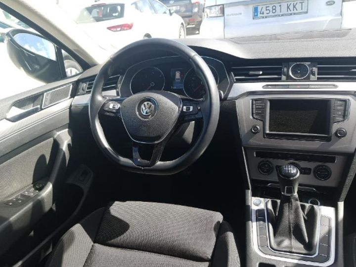 Photo 8 VIN: WVWZZZ3CZHE125997 - VOLKSWAGEN PASSAT 