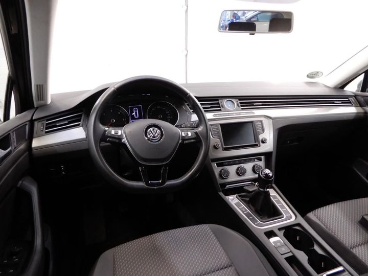 Photo 3 VIN: WVWZZZ3CZHE136784 - VOLKSWAGEN PASSAT 