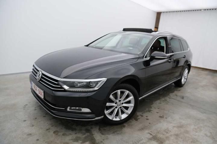 Photo 1 VIN: WVWZZZ3CZHE136866 - VOLKSWAGEN PASSAT 