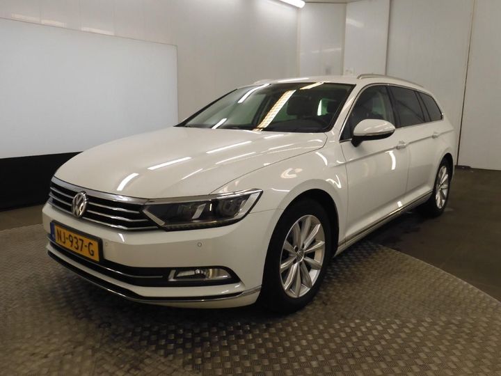 Photo 1 VIN: WVWZZZ3CZHE136965 - VOLKSWAGEN PASSAT 