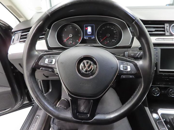 Photo 10 VIN: WVWZZZ3CZHE137222 - VOLKSWAGEN PASSAT 