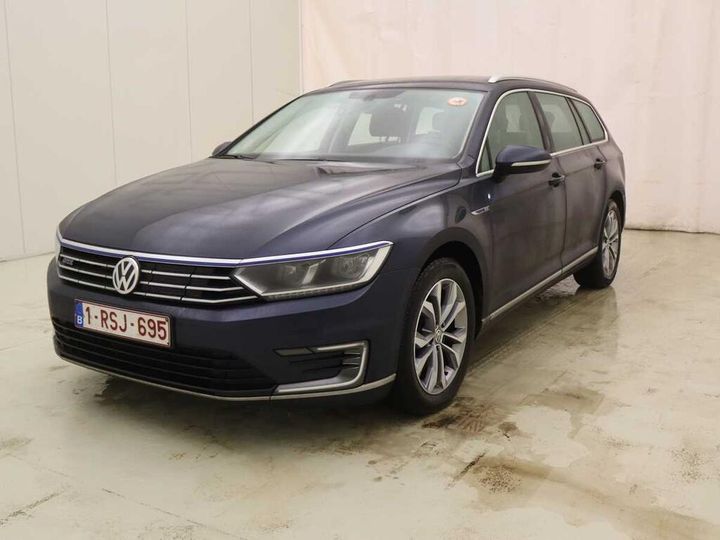 Photo 1 VIN: WVWZZZ3CZHE141379 - VOLKSWAGEN PASSAT 