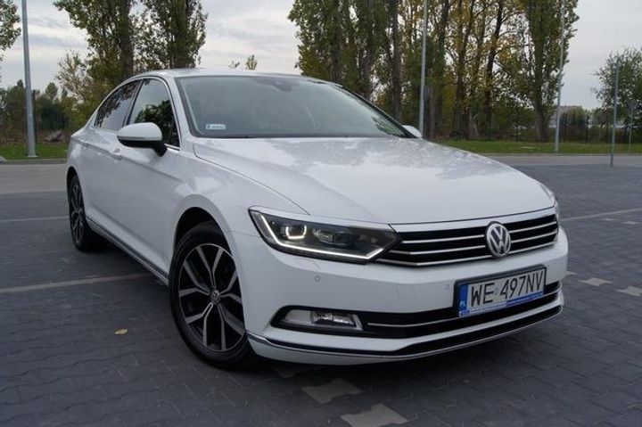 Photo 1 VIN: WVWZZZ3CZHE142488 - VOLKSWAGEN PASSAT 