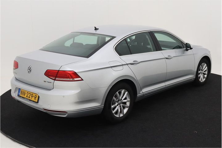 Photo 3 VIN: WVWZZZ3CZHE145960 - VOLKSWAGEN PASSAT 