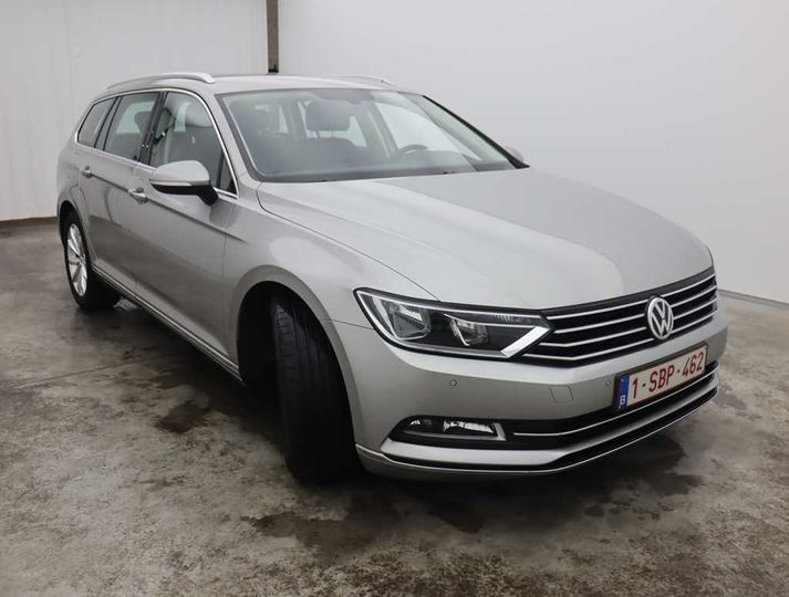 Photo 2 VIN: WVWZZZ3CZHE156025 - VOLKSWAGEN PASSAT 