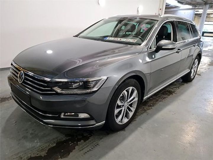 Photo 1 VIN: WVWZZZ3CZHE157463 - VOLKSWAGEN PASSAT 