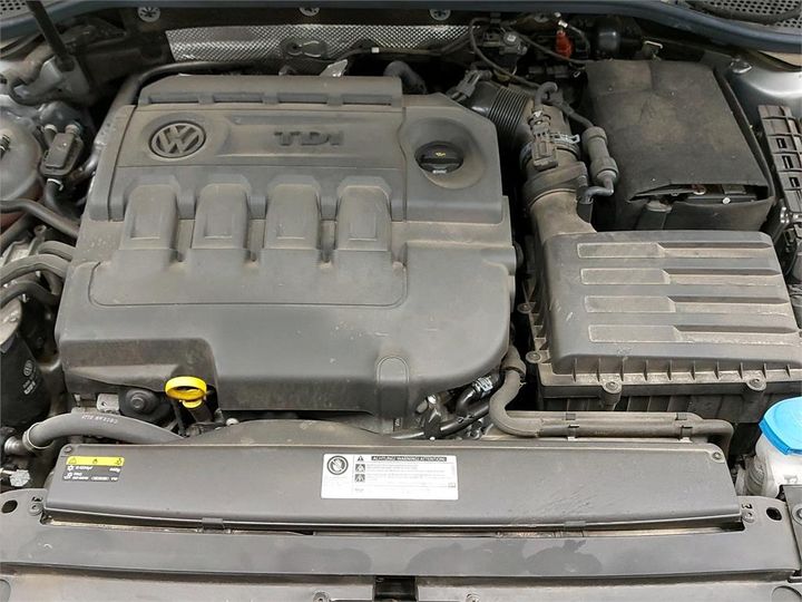 Photo 10 VIN: WVWZZZ3CZHE159266 - VOLKSWAGEN PASSAT 