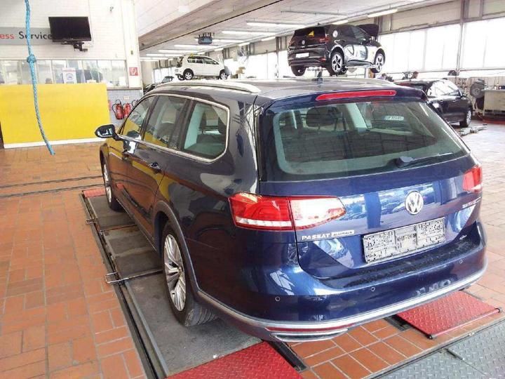 Photo 3 VIN: WVWZZZ3CZHE159358 - VOLKSWAGEN PASSAT 