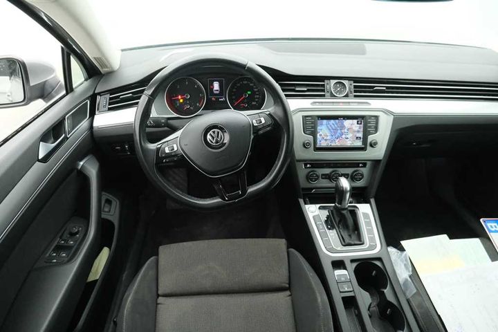 Photo 9 VIN: WVWZZZ3CZHE160800 - VOLKSWAGEN PASSAT 