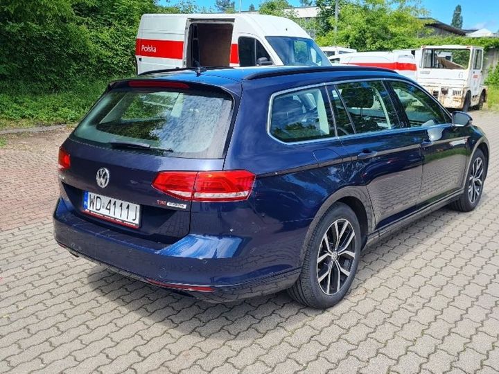 Photo 3 VIN: WVWZZZ3CZHE161727 - VOLKSWAGEN PASSAT 