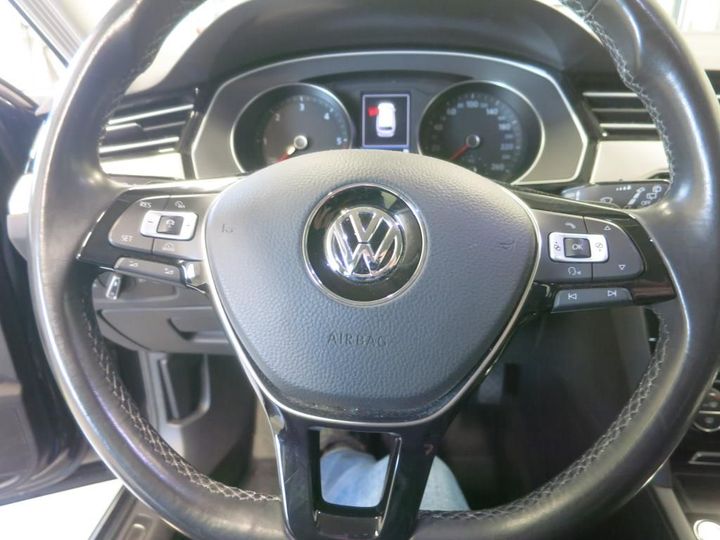 Photo 11 VIN: WVWZZZ3CZHE163661 - VOLKSWAGEN PASSAT 