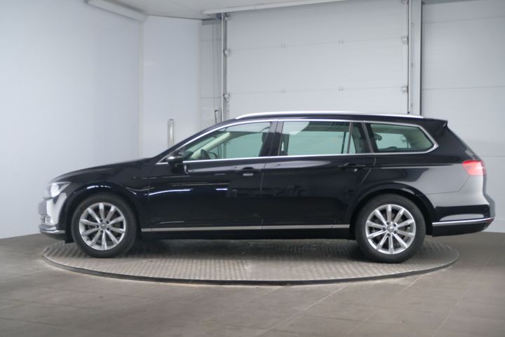 Photo 2 VIN: WVWZZZ3CZHE165105 - VOLKSWAGEN PASSAT VARIANT 