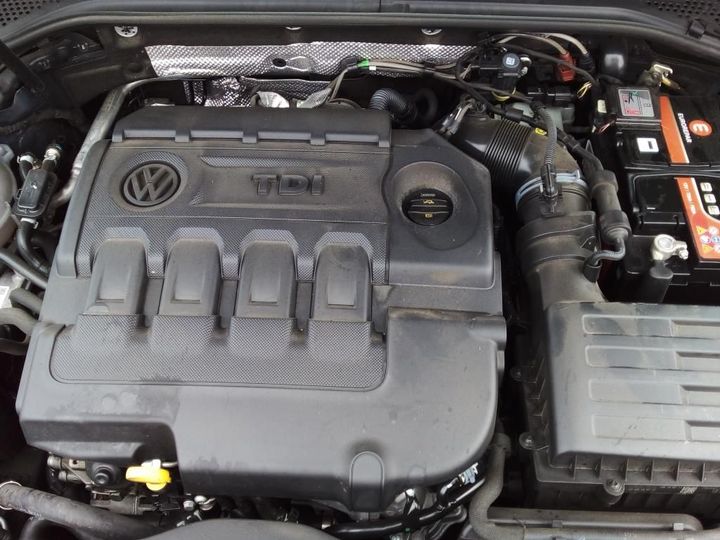 Photo 13 VIN: WVWZZZ3CZHE167223 - VOLKSWAGEN PASSAT 