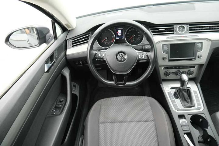 Photo 9 VIN: WVWZZZ3CZHE168152 - VOLKSWAGEN PASSAT 