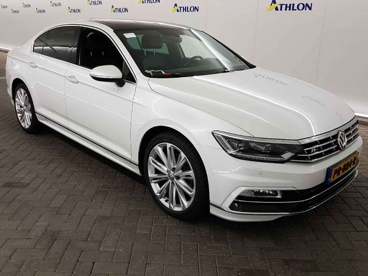 Photo 2 VIN: WVWZZZ3CZHE168552 - VOLKSWAGEN PASSAT 