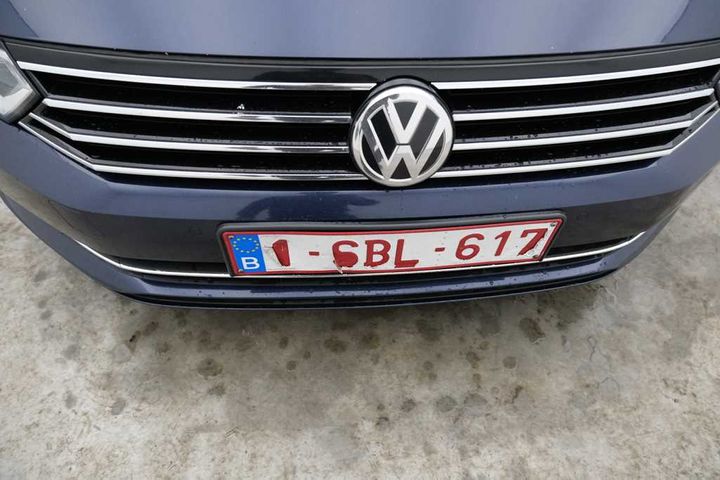 Photo 5 VIN: WVWZZZ3CZHE170924 - VOLKSWAGEN PASSAT 