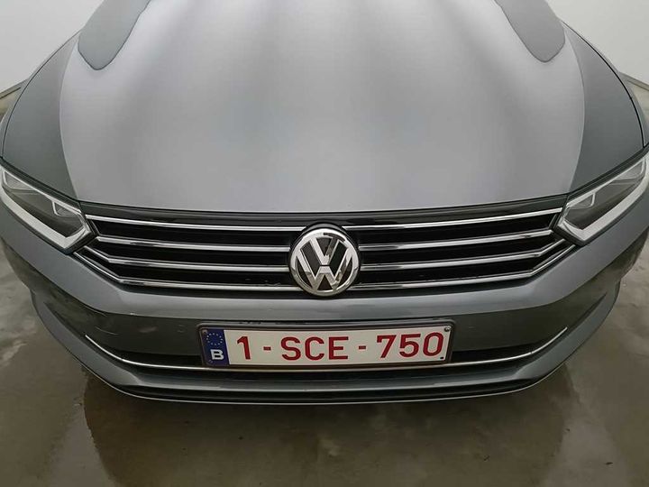 Photo 5 VIN: WVWZZZ3CZHE171176 - VOLKSWAGEN PASSAT 