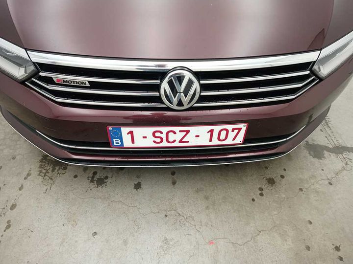 Photo 5 VIN: WVWZZZ3CZHE176939 - VOLKSWAGEN PASSAT 