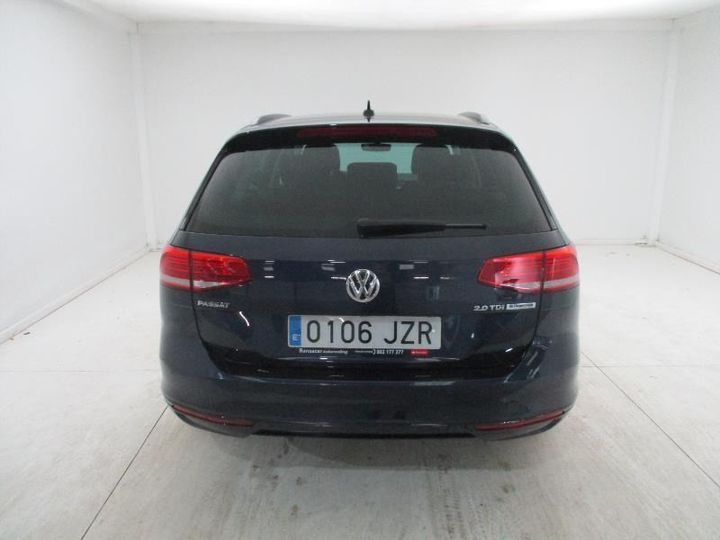 Photo 2 VIN: WVWZZZ3CZHE177996 - VOLKSWAGEN PASSAT 