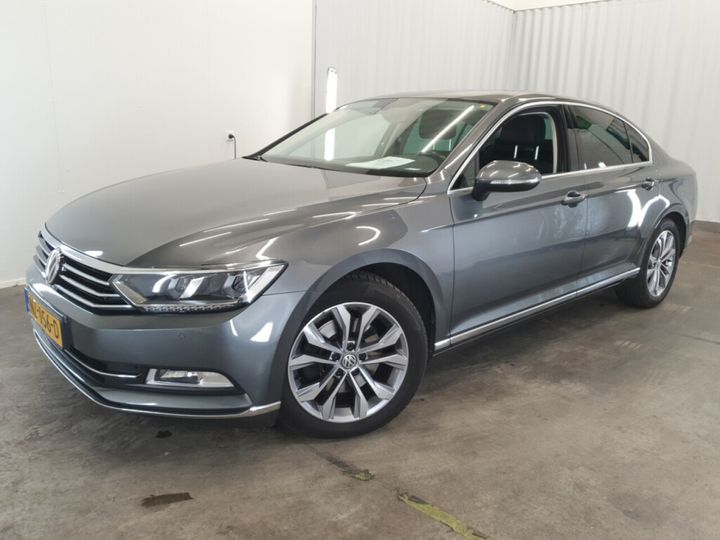 Photo 1 VIN: WVWZZZ3CZHE181410 - VOLKSWAGEN PASSAT 