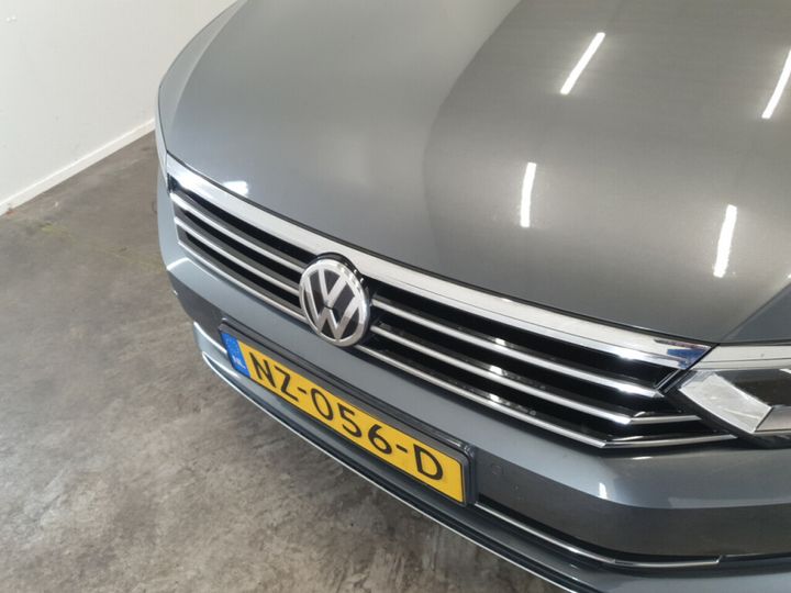 Photo 4 VIN: WVWZZZ3CZHE181410 - VOLKSWAGEN PASSAT 