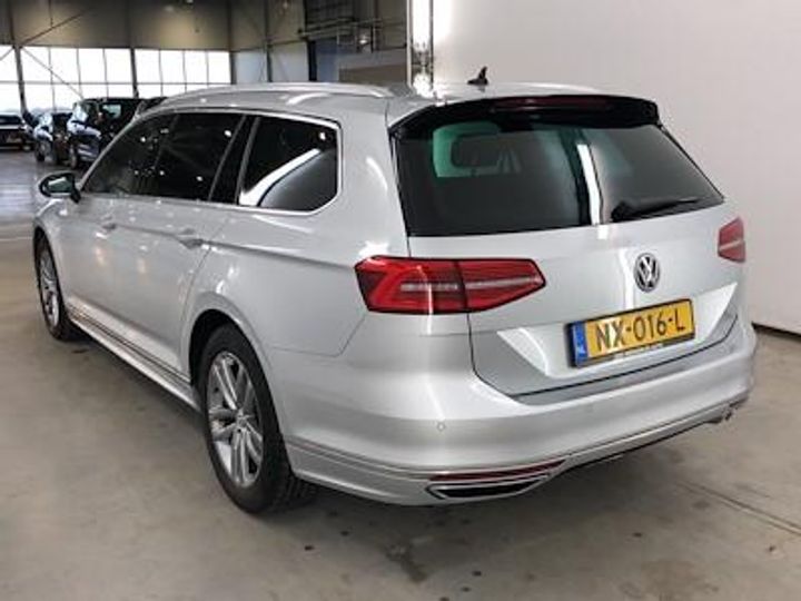 Photo 2 VIN: WVWZZZ3CZHE182981 - VOLKSWAGEN PASSAT 