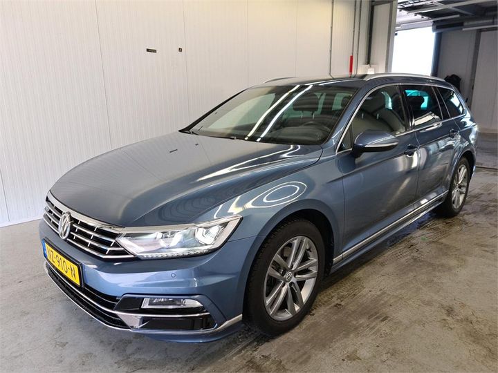 Photo 1 VIN: WVWZZZ3CZHE186443 - VOLKSWAGEN PASSAT 