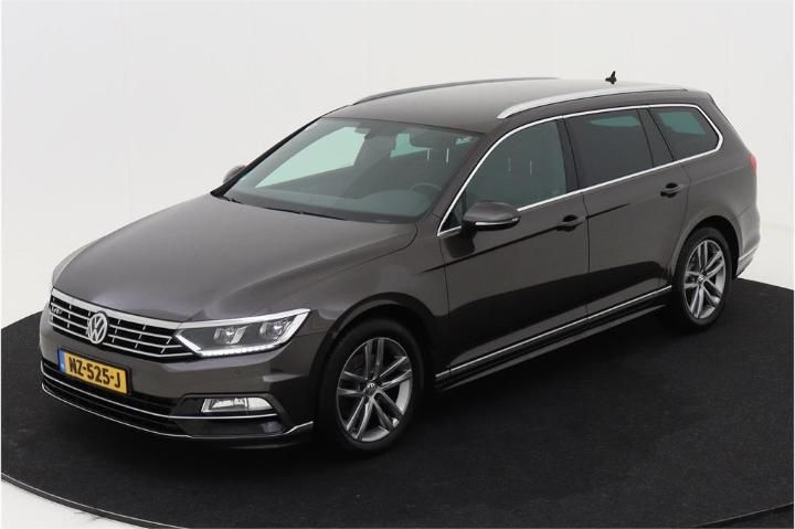 Photo 1 VIN: WVWZZZ3CZHE187609 - VOLKSWAGEN PASSAT 