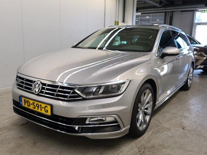 Photo 1 VIN: WVWZZZ3CZHE187826 - VOLKSWAGEN PASSAT 