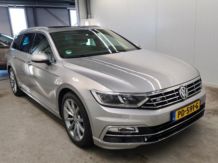 Photo 2 VIN: WVWZZZ3CZHE187826 - VOLKSWAGEN PASSAT 