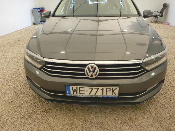 Photo 1 VIN: WVWZZZ3CZHE188031 - VOLKSWAGEN PASSAT 