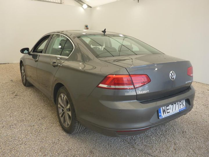 Photo 5 VIN: WVWZZZ3CZHE188031 - VOLKSWAGEN PASSAT 