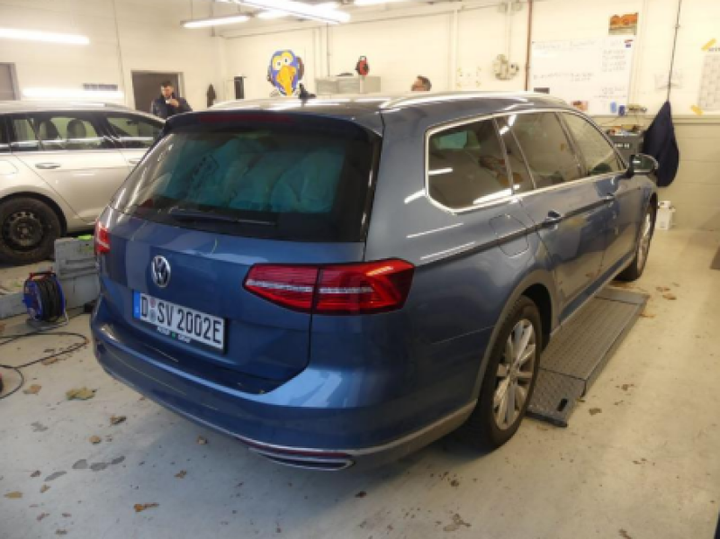 Photo 3 VIN: WVWZZZ3CZHE196428 - VOLKSWAGEN PASSAT 