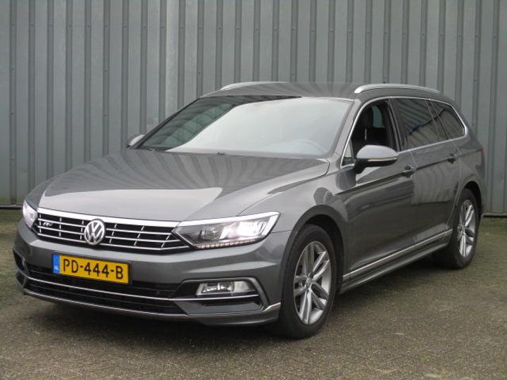 Photo 1 VIN: WVWZZZ3CZHE201821 - VOLKSWAGEN PASSAT 