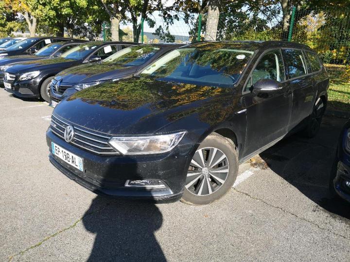 Photo 1 VIN: WVWZZZ3CZJE011565 - VOLKSWAGEN PASSAT 