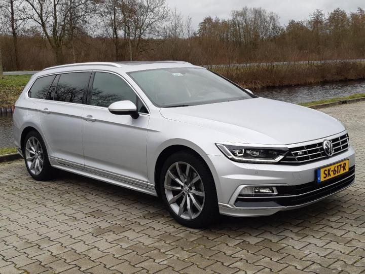 Photo 2 VIN: WVWZZZ3CZJE015233 - VOLKSWAGEN PASSAT 