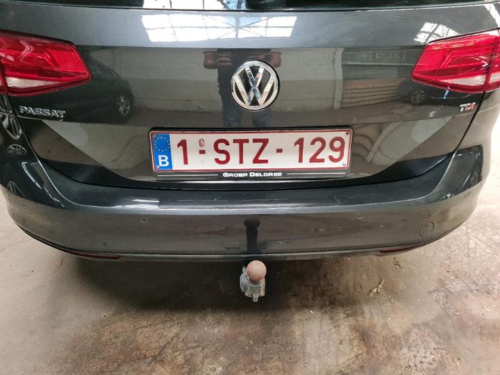 Photo 32 VIN: WVWZZZ3CZJE015361 - VOLKSWAGEN PASSAT 